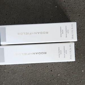 rodan + Fields active hydration serum